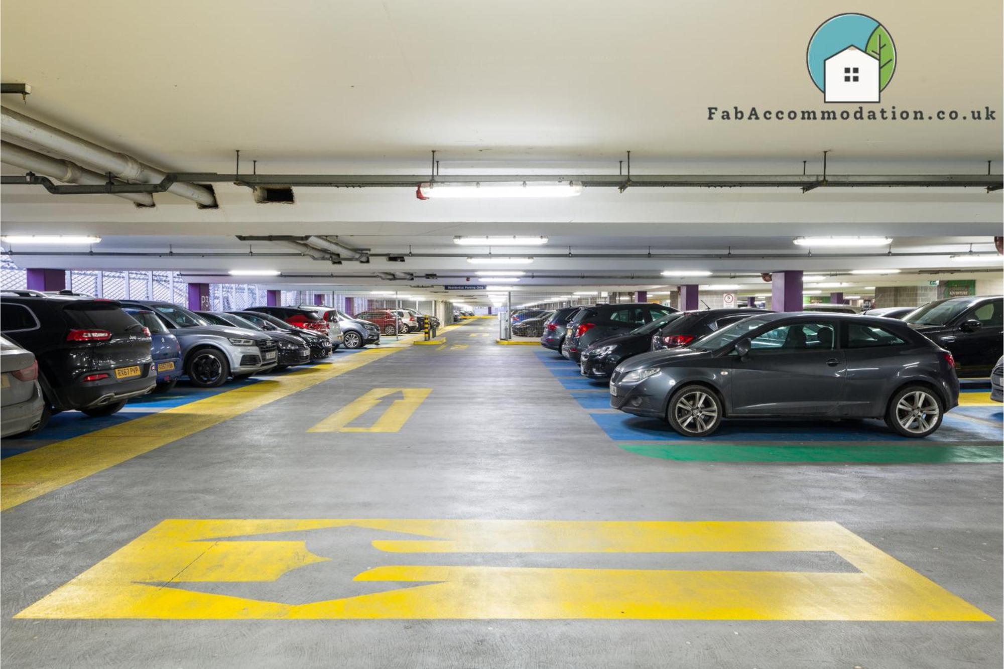 Amazing Flat-Parking Available-By Fabaccommodation Кардіфф Екстер'єр фото