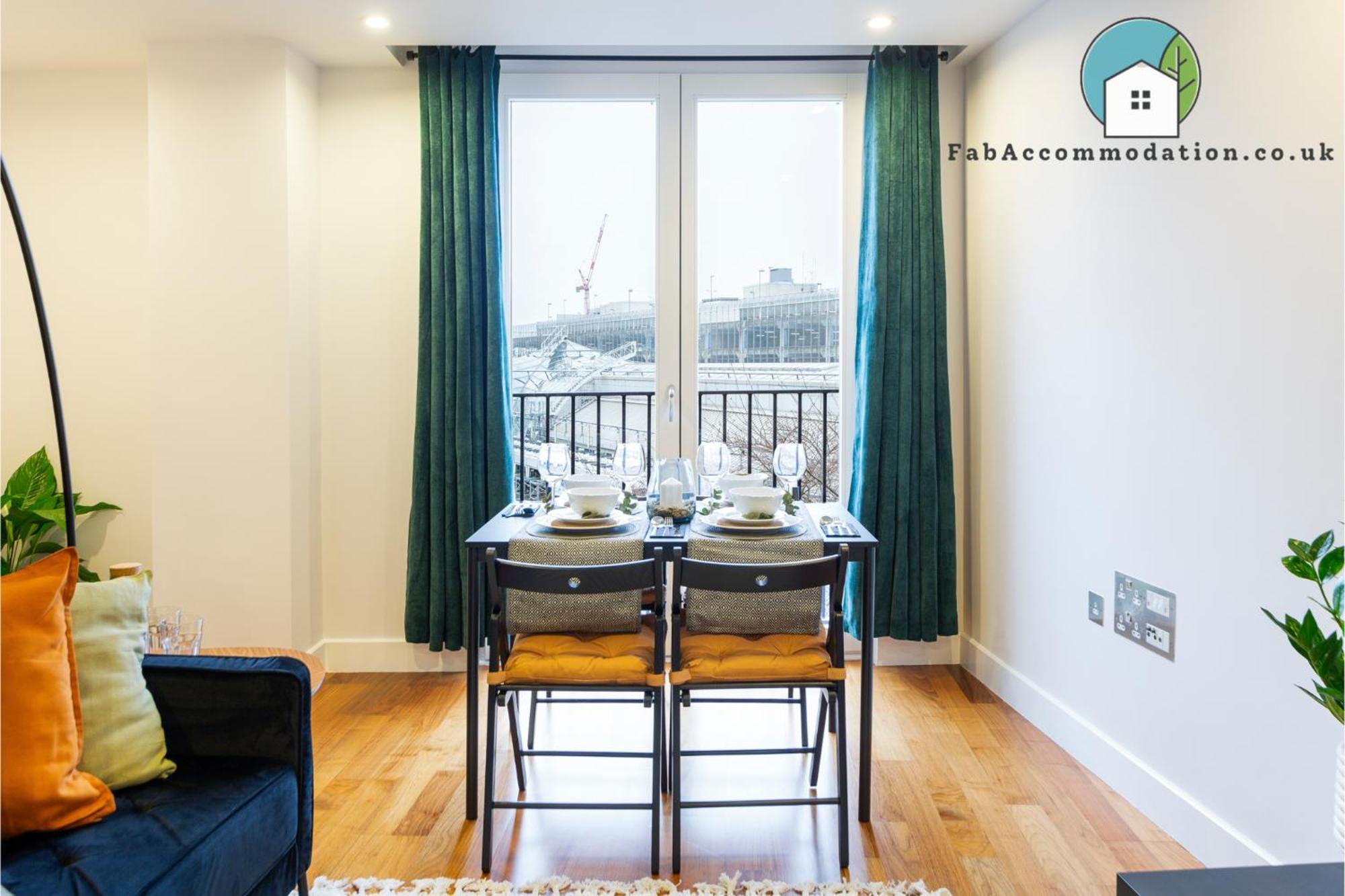 Amazing Flat-Parking Available-By Fabaccommodation Кардіфф Екстер'єр фото