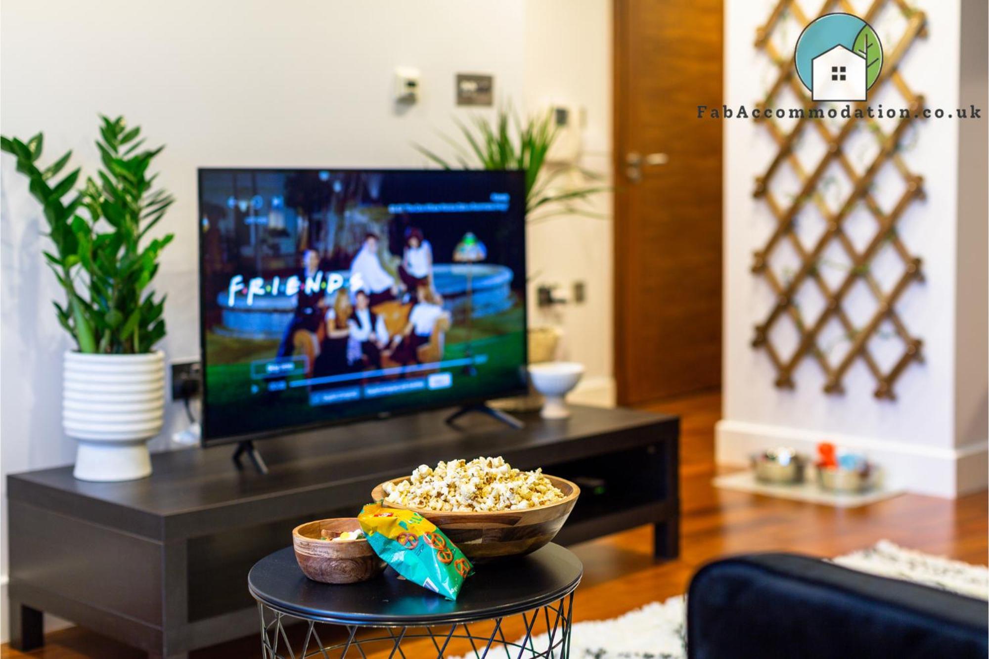 Amazing Flat-Parking Available-By Fabaccommodation Кардіфф Екстер'єр фото