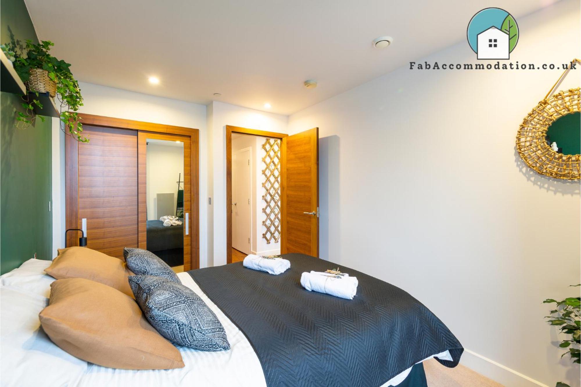 Amazing Flat-Parking Available-By Fabaccommodation Кардіфф Екстер'єр фото